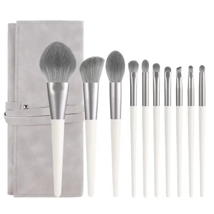 Makeup brush