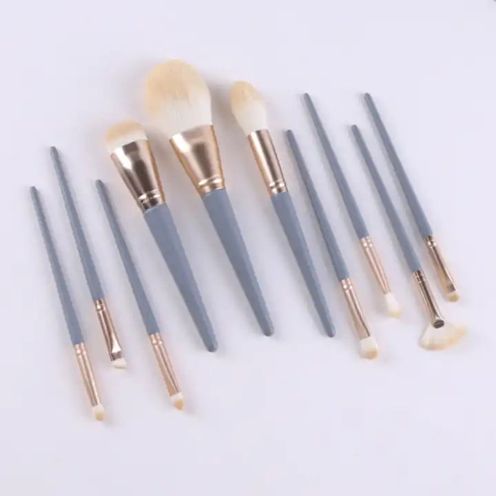 Makeup brush